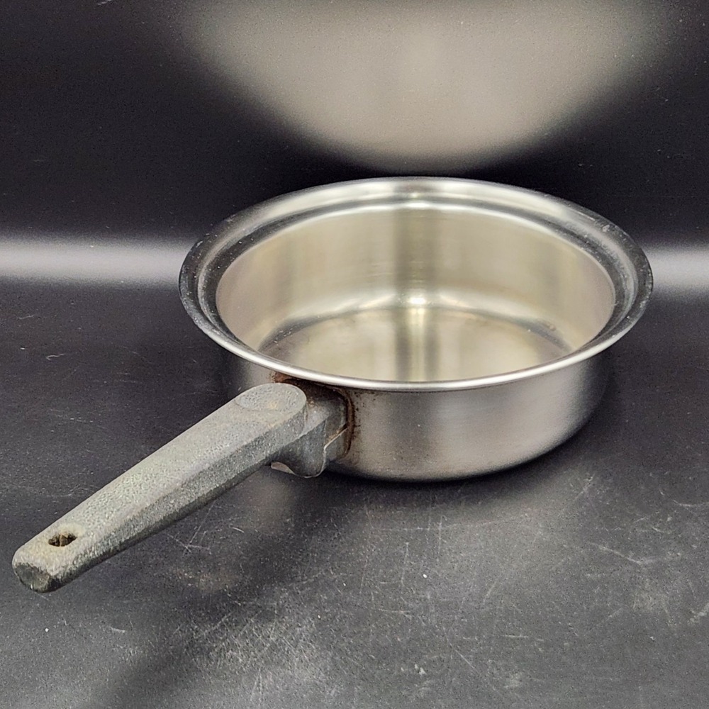 VTG Ekco Ultraease II 7-Ply 304+ Titanium Stainless Steel Saucepan No Lid 7"